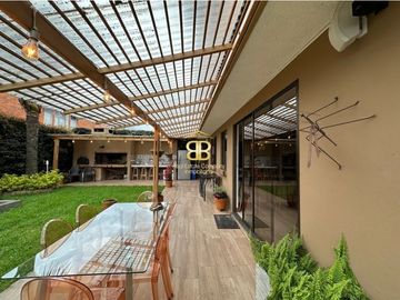 SE VENDE HERMOSA CASA CHIA