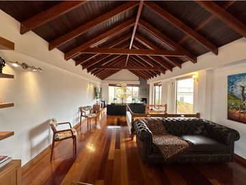 SE VENDE HERMOSA CASA CHIA