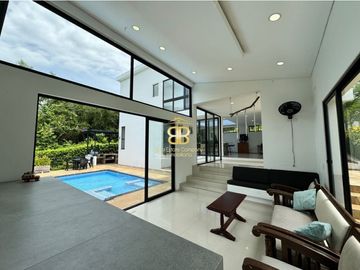 SE VENDE INCREIBLE CASA EN RICAURTE CUNDINAMARCA