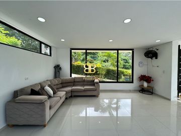 SE VENDE INCREIBLE CASA EN RICAURTE CUNDINAMARCA