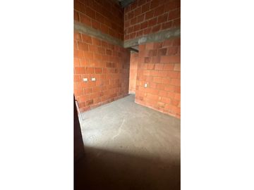 VENTA CASA OBRA GRIS EN CONDOMINIO EN EL CASTILLO JAMUNDI