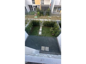 VENTA CASA OBRA GRIS EN CONDOMINIO EN EL CASTILLO JAMUNDI