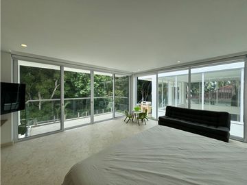 SE VENDE ESPECTACULAR CASA EN RICAURTE