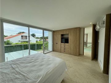 SE VENDE ESPECTACULAR CASA EN RICAURTE