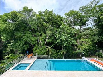 SE VENDE ESPECTACULAR CASA EN RICAURTE