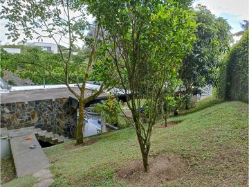 VENTA CASA CAMPESTRE EN TEBAIDA  CONJ CERRADO CON ACABADOS MODERNOS