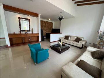 Casa campestre en conjunto cerrado en venta sector vía la Tebaida