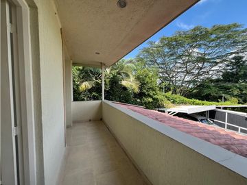 Casa campestre en conjunto cerrado en venta sector vía la Tebaida
