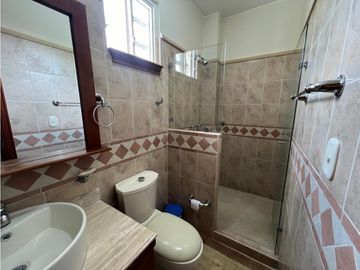 Casa campestre en conjunto cerrado en venta sector vía la Tebaida