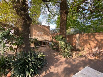VENTA Departamento en edificio en Torre Altos de Muñiz , 4 ambientes, espacio guardacoches.