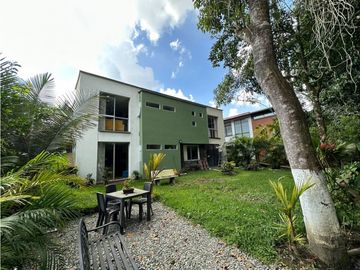 Casa campestre sector Av Centenario