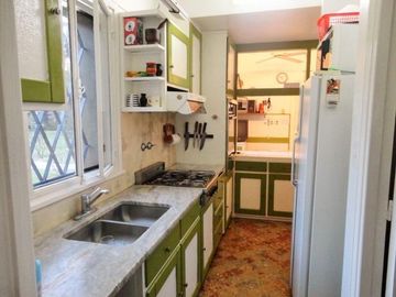 Casa quinta, Zamudio esq. Cavallo, Bº El Pinar, Marcos Paz, Cod.2280