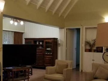Casa quinta, Zamudio esq. Cavallo, Bº El Pinar, Marcos Paz, Cod.2280