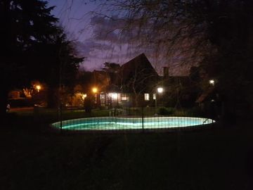 Casa quinta, Zamudio esq. Cavallo, Bº El Pinar, Marcos Paz, Cod.2280