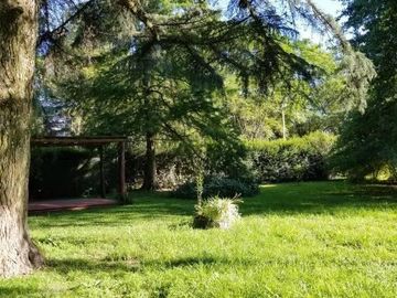 Casa quinta, Zamudio esq. Cavallo, Bº El Pinar, Marcos Paz, Cod.2280