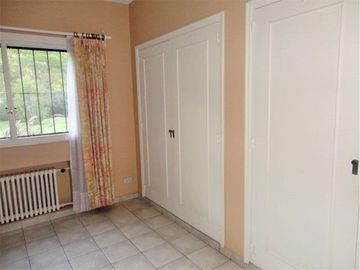 Casa quinta, Zamudio esq. Cavallo, Bº El Pinar, Marcos Paz, Cod.2280