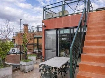 VENTA increible TRIPLEX Reciclado a full  4 dormit 2 coch playroom PILETA y terraza propias