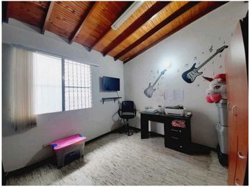 VENTA DE CASA EN MEDELLIN SANTA MONICA