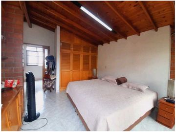 VENTA DE CASA EN MEDELLIN SANTA MONICA