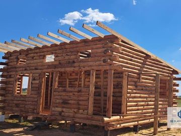 Venta  lote de  1200 m² y  cabaña rustica  a estrenar en club de polo 
