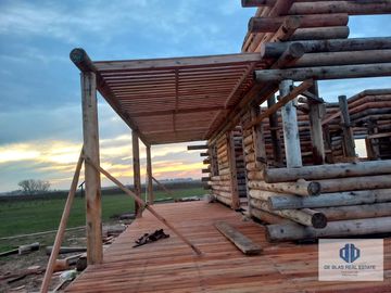 Venta  lote de  1200 m² y  cabaña rustica  a estrenar en club de polo 