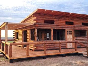 Venta  lote de  1200 m² y  cabaña rustica  a estrenar en club de polo 
