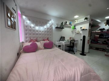 Casa Unifamiliar en Medellín barrio Belén