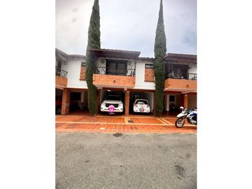 Casa Unifamiliar en Medellín barrio Belén