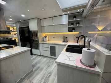 Casa Unifamiliar en Medellín barrio Belén