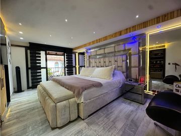 Casa Unifamiliar en Medellín barrio Belén