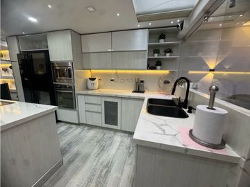 Casa Unifamiliar en Medellín barrio Belén