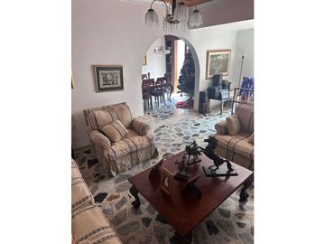 Casa en venta sector Castellana