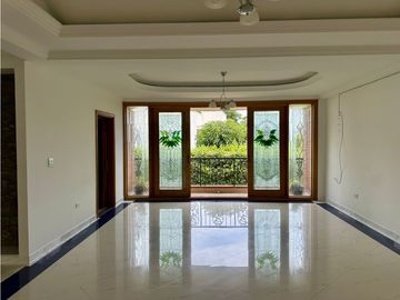 Casa campestre en venta o arriendo sector cerritos