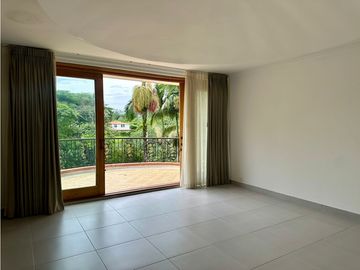 Casa campestre en venta o arriendo sector cerritos