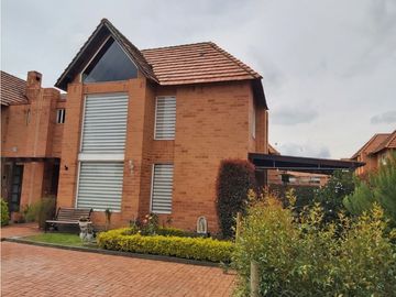Vendemos hermosa casa en chìa!!