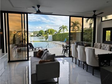 VENDO CASA PARA ESTRENAR EN LAGOS DEL PEÑON GIARADOT CUND.