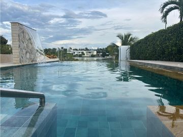 VENDO CASA PARA ESTRENAR EN LAGOS DEL PEÑON GIARADOT CUND.