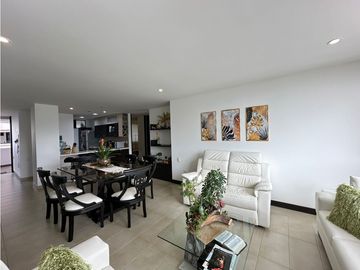 Apartamento amoblado en venta sector Avenida Bolivar