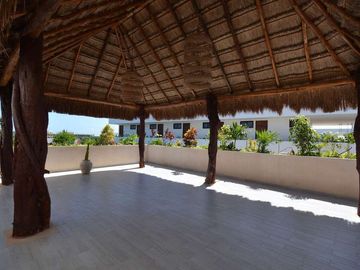 APARTAMENTO DE UN DORMITORIO CON COMODIDADES DE PARAÍSO