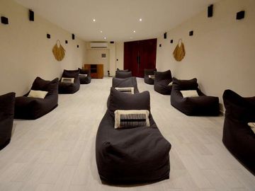 APARTAMENTO DE UN DORMITORIO CON COMODIDADES DE PARAÍSO