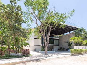 PENTHOUSE PANORÁMICO CON TERRAZA Y PISCINA PRIVADOS