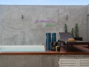 PENTHOUSE PANORÁMICO CON TERRAZA Y PISCINA PRIVADOS