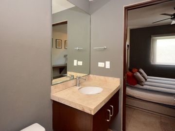 DEPARTAMENTO ÚNICO DE DOS HABITACIONES CON TERRAZA Y JACUZZI PRIVADOS