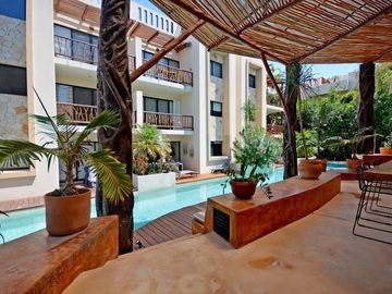 DEPARTAMENTO ÚNICO DE DOS HABITACIONES CON TERRAZA Y JACUZZI PRIVADOS