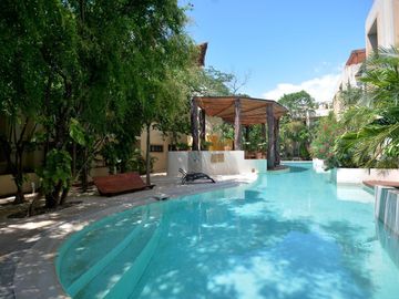 DEPARTAMENTO ÚNICO DE DOS HABITACIONES CON TERRAZA Y JACUZZI PRIVADOS