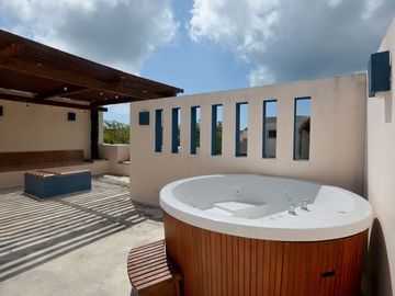 DEPARTAMENTO ÚNICO DE DOS HABITACIONES CON TERRAZA Y JACUZZI PRIVADOS