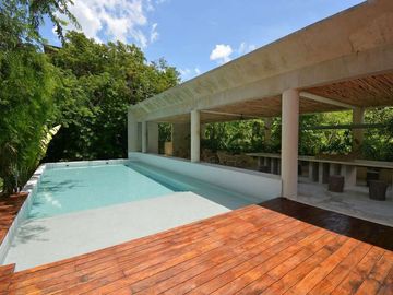 3 RECÁMARAS CON TERRAZA Y ALBERCA PRIVADA