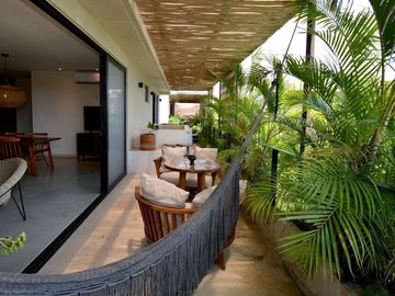 3 RECÁMARAS CON TERRAZA Y ALBERCA PRIVADA