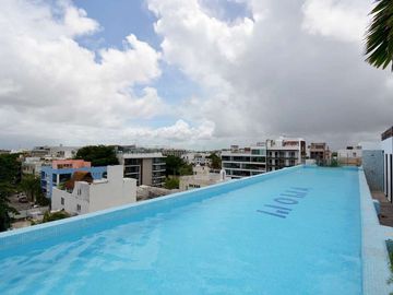 UNA RECÁMARA EN EL CARIBE A UNOS PASOS DEL MAR