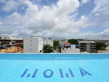 UNA RECÁMARA EN EL CARIBE A UNOS PASOS DEL MAR